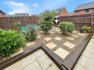 Photo 8- click for photo gallery